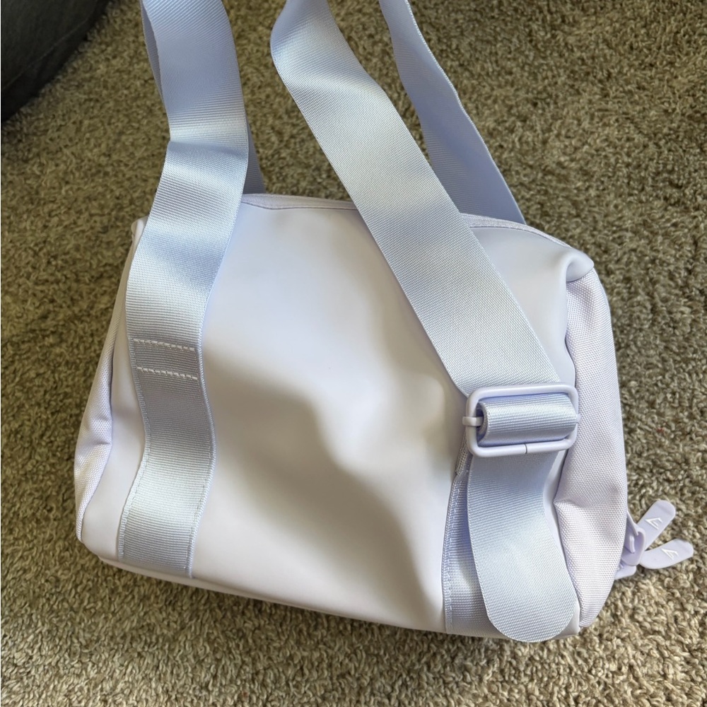 Gymshark Everyday Mini Gym Bag Fresh Lilac Purple New - Picture 3 of 8